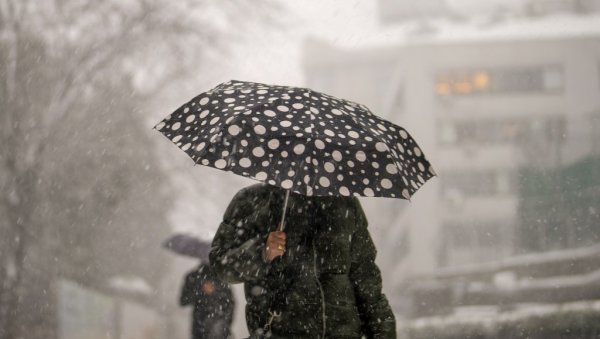 СТИЖУ КРУПА И ПЉУСКОВИ СНЕГА, ЕВО И КАДА: Откривамо о каквим појавама је реч (ФОТО) СТИЖУ КРУПА И ПЉУСКОВИ СНЕГА, ЕВО И КАДА: Откривамо о каквим појавама је реч (ФОТО)