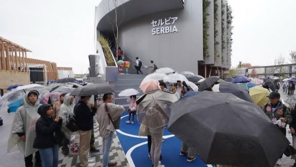 ИГРАЈ ЗА ЧОВЕЧАНСТВО Павиљон Србије у Осаки посетило више од 10.000 људи (ФОТО) ИГРАЈ ЗА ЧОВЕЧАНСТВО Павиљон Србије у Осаки посетило више од 10.000 људи (ФОТО)
