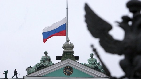 УСКОРО СЕ УКИДАЈУ САНКЦИЈЕ МОСКВИ? Западне компаније се спремају за повратак на руско тржиште УСКОРО СЕ УКИДАЈУ САНКЦИЈЕ МОСКВИ? Западне компаније се спремају за повратак на руско тржиште