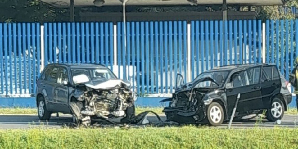 Sedmoro povređenih, među njima i troje dece! Užasna saobraćajka na putu Užice-Požega (FOTO)