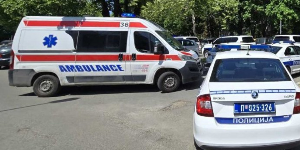 Izboden muškarac u Beogradu: Masovna tuča ispred tržnog centra - Više osoba povređeno