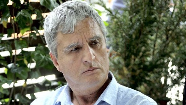 ВЕРУЈЕМ ДА ДОЛАЗИ ВРЕМЕ ПРАВДЕ И СОЛИДАРНОСТИ: интервју/ Радоман Кањевац, писац