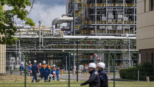 СТОТИНЕ РАДНИКА ОСТАЈЕ БЕЗ ПОСЛА: Чувена хемијска компанија затвара погоне