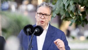 “NEĆE NAROD DA GLASA ZA PROPAST SVOJE DRŽAVE” Vučićeve poruke iz Jagodine: Kada dođu izbori, pobedićemo ih ubedljivije nego prošli put