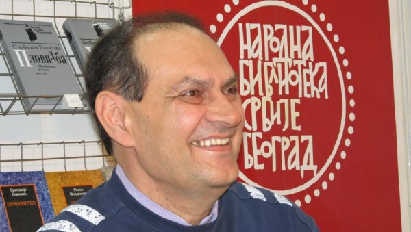 ВАЉЕВСКИ ПАРНАС, ДАНАС И ОВДЕ: Књига Остоје Продановића “Позлата поезије” у издању матичне библиотеке “Љубомир Ненадовић”